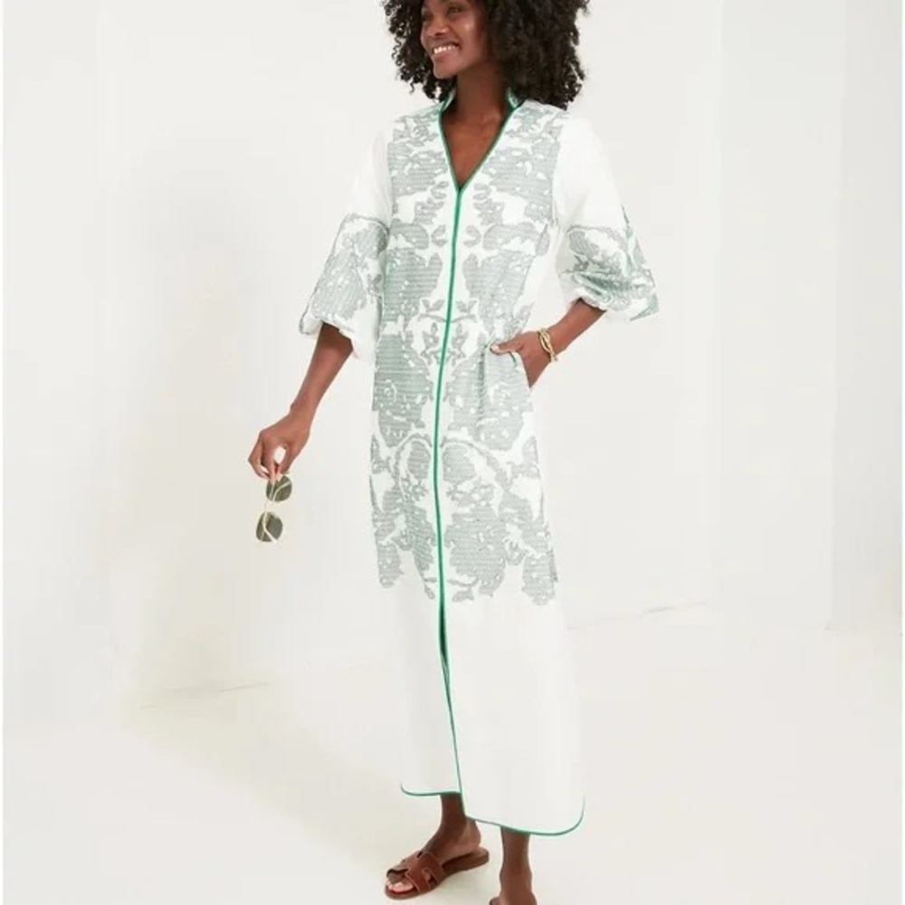 Tuckernuck Hyacinth House 
Embroidery Arem Dress